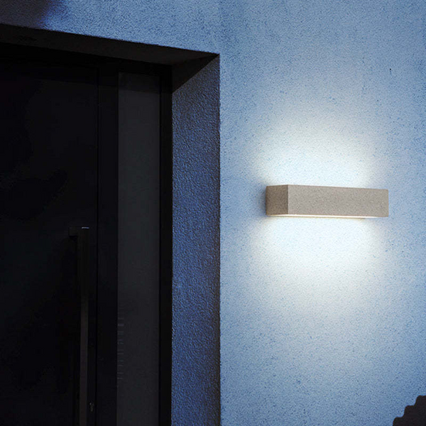 Edge Outdoor Wall Lamp